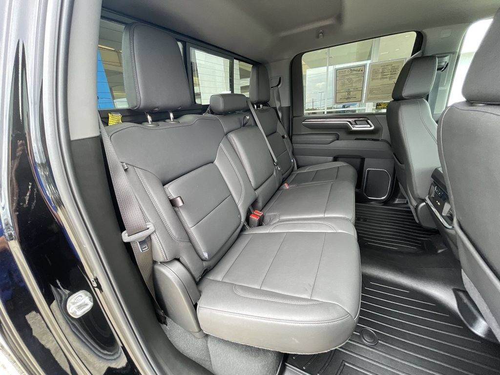 Certified 2026 Chevrolet Silverado 2500 LTZ w/ LTZ Plus Package AWD/4WD image 28