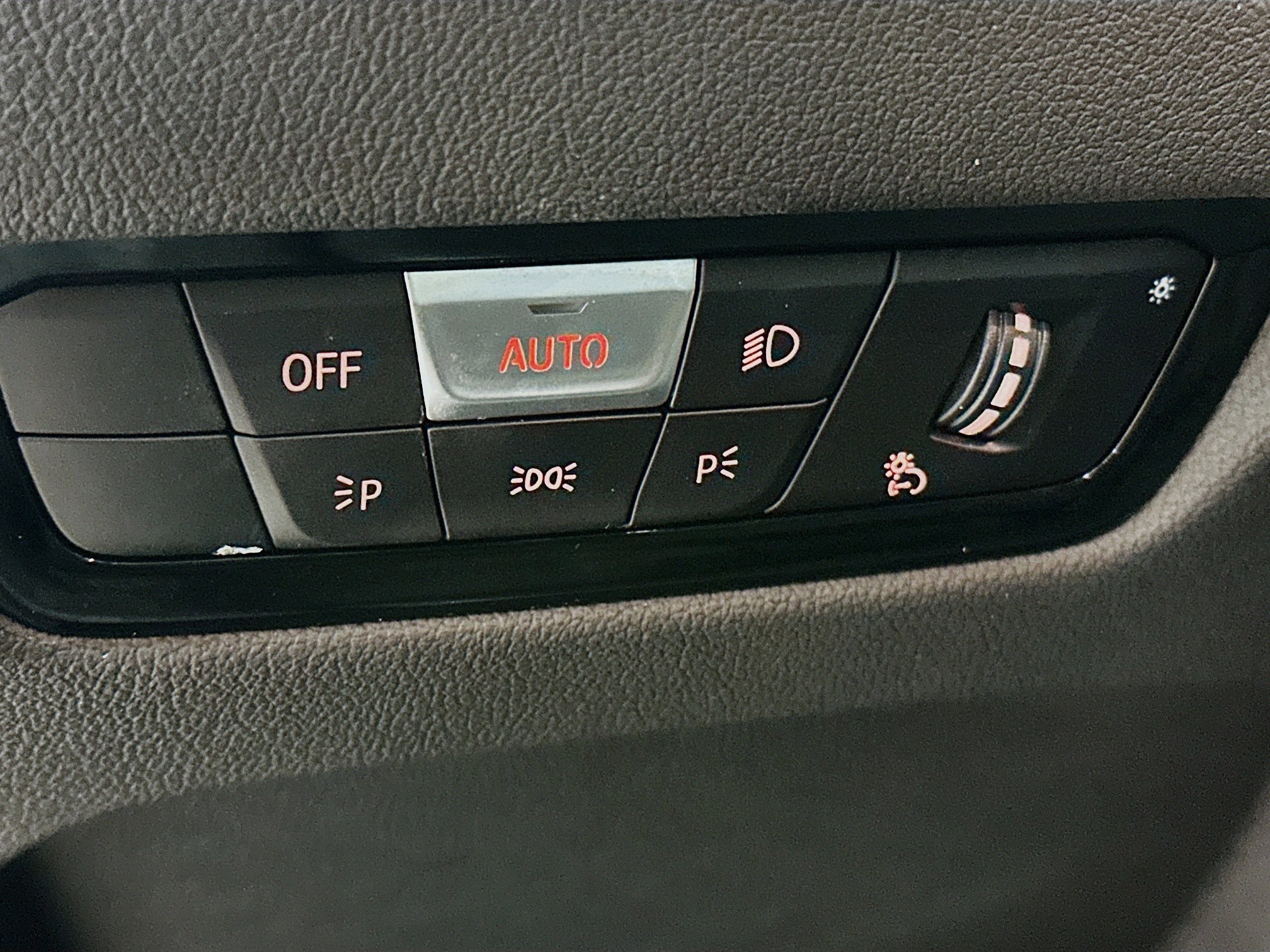 Used 2024 BMW 330i Sedan image 17