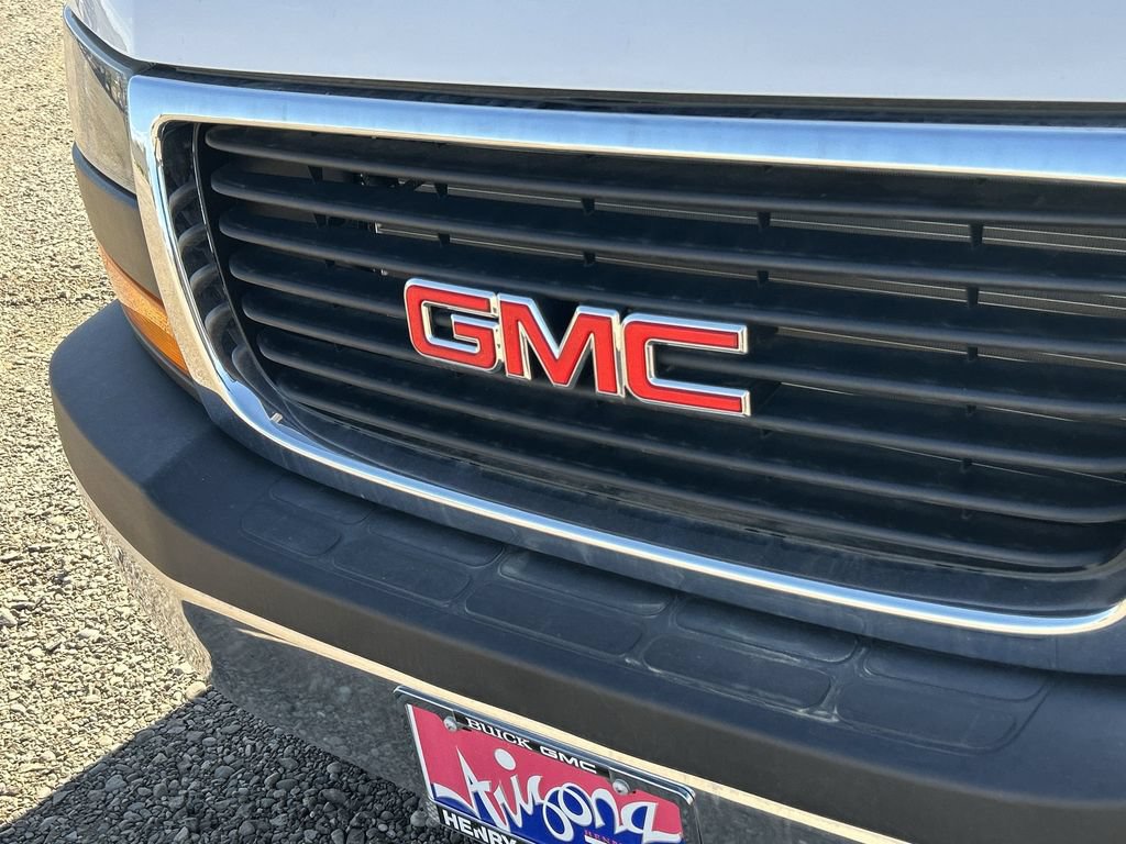 New 2025 GMC Savana 3500 w/ Power Convenience Package RWD image 30