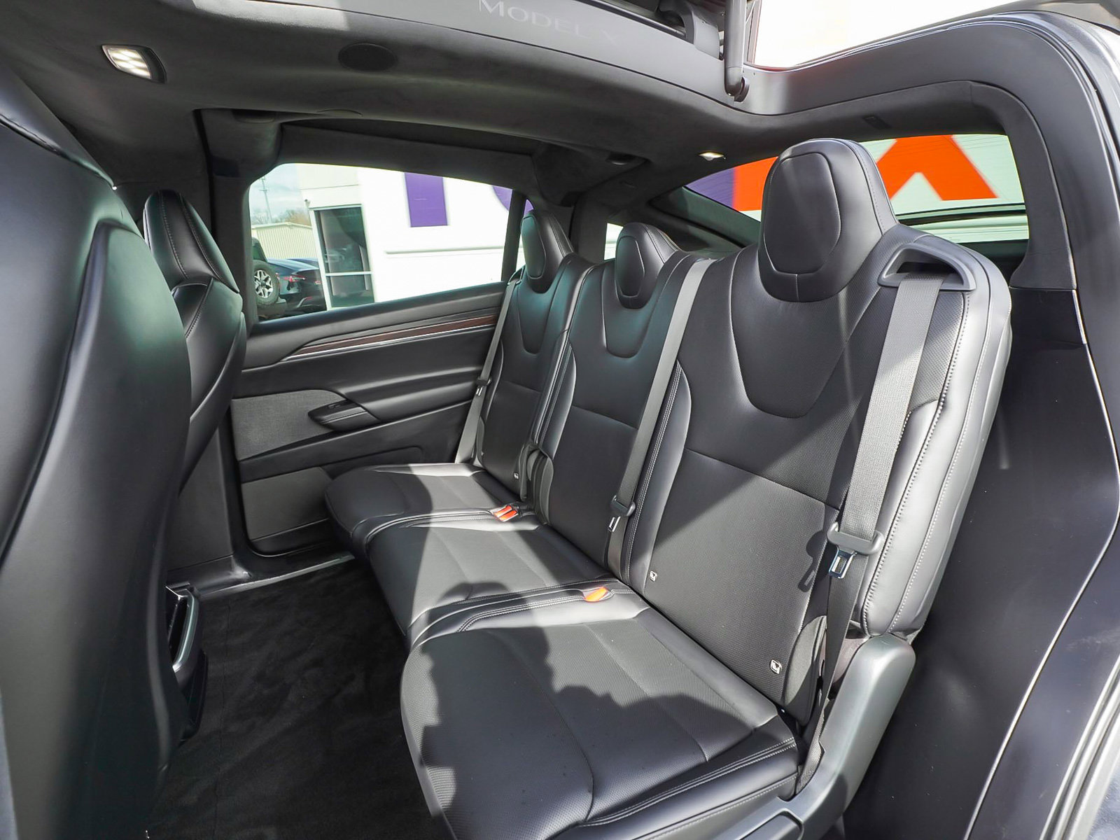 Used 2024 Tesla Model X image 33