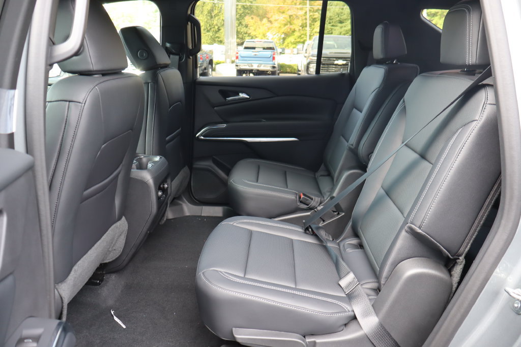New 2027 Chevrolet Traverse LT w/ Driver Confidence Package AWD/4WD image 24