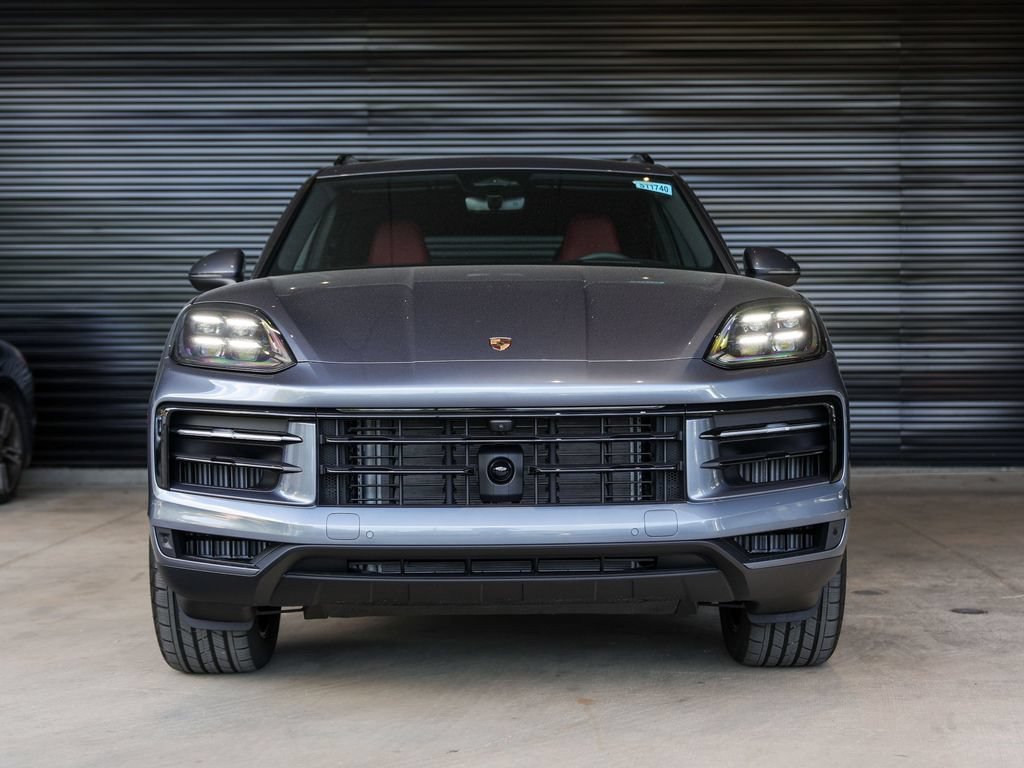 New 2026 Porsche Cayenne AWD/4WD image 9