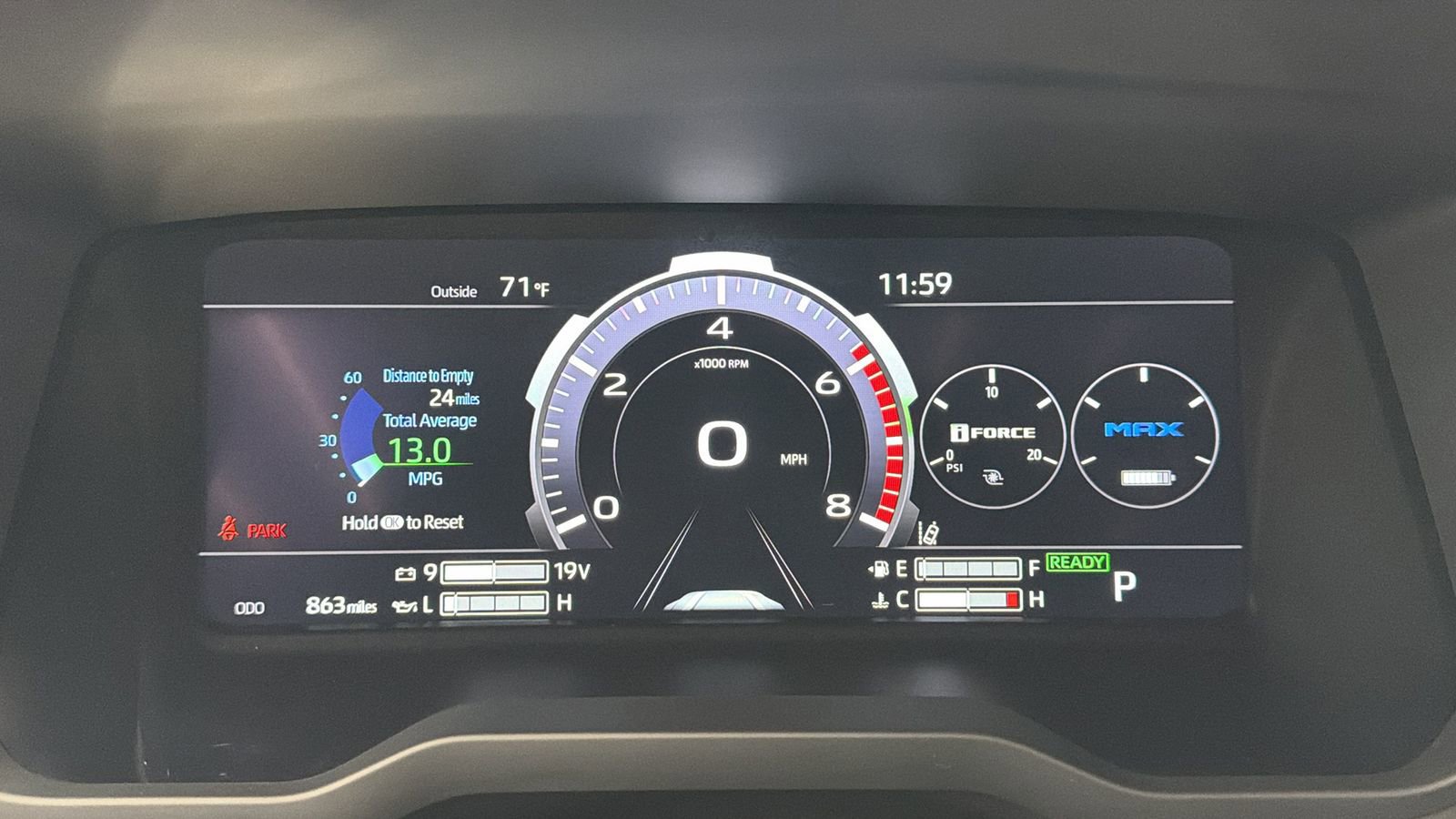 Used 2025 Toyota Tundra Limited image 28