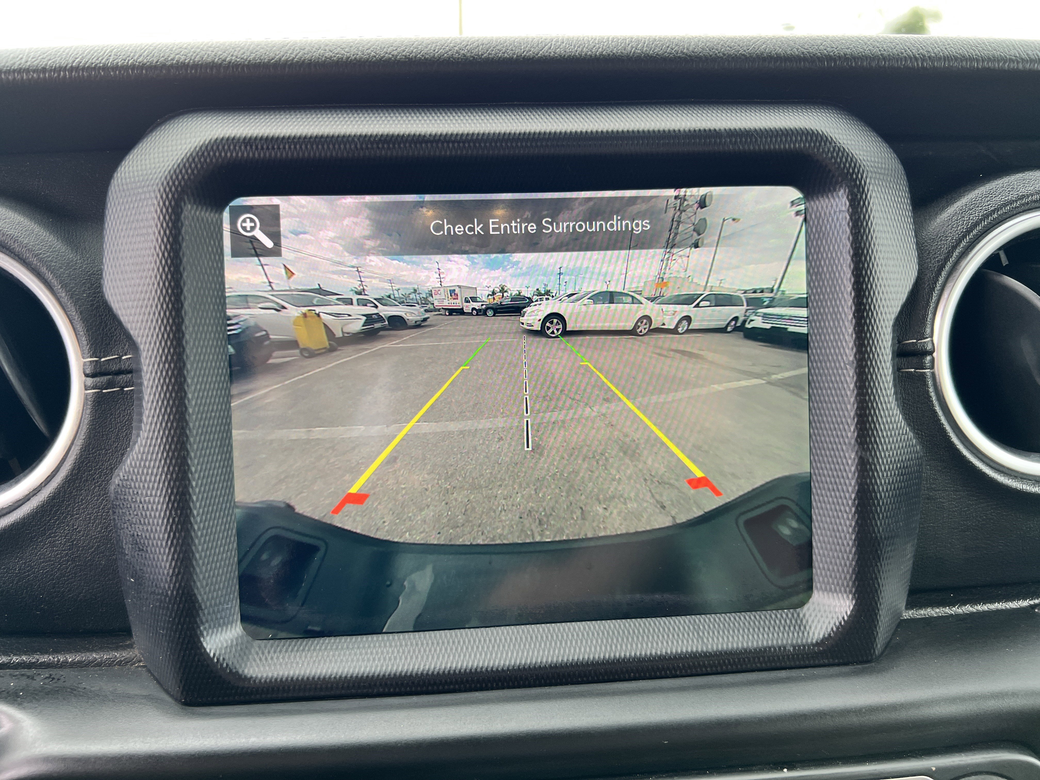 Used 2020 Jeep Gladiator Overland image 22