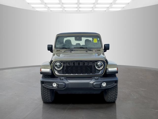Certified 2025 Jeep Gladiator Sport AWD/4WD video 2