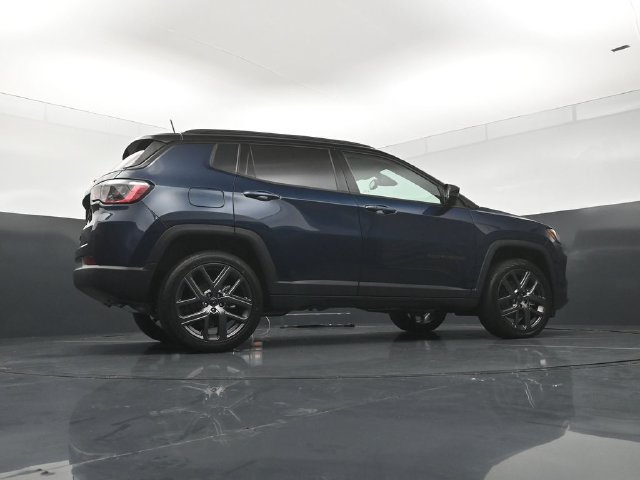 New 2026 Jeep Compass Limited AWD/4WD image 24