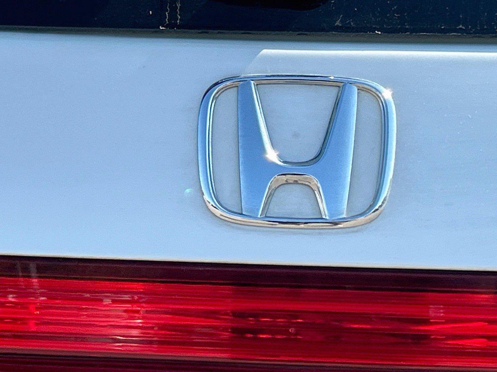 Used 2015 Honda Odyssey Touring image 13