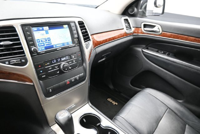 Used 2012 Jeep Grand Cherokee Limited AWD/4WD image 30