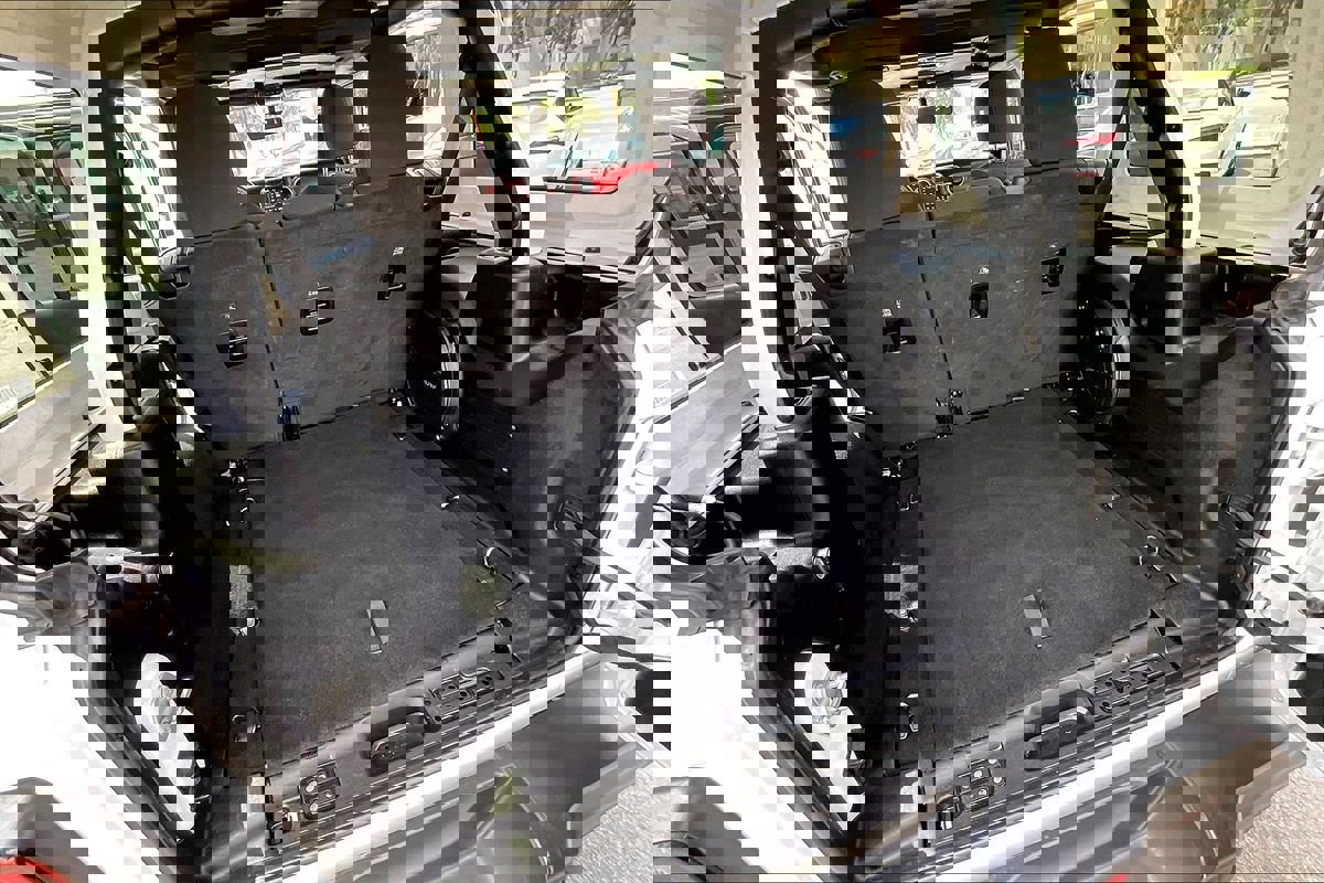 Used 2023 Jeep Wrangler Unlimited Rubicon image 25