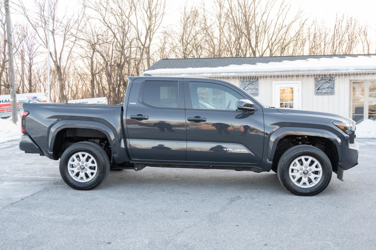 Used 2024 Toyota Tacoma SR5 RWD image 12