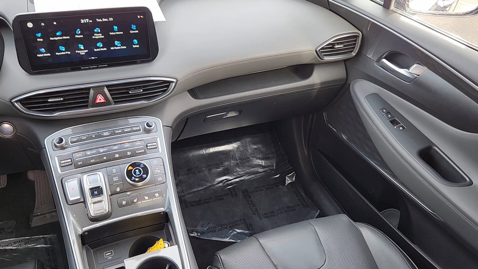 Used 2023 Hyundai Santa Fe Limited image 6