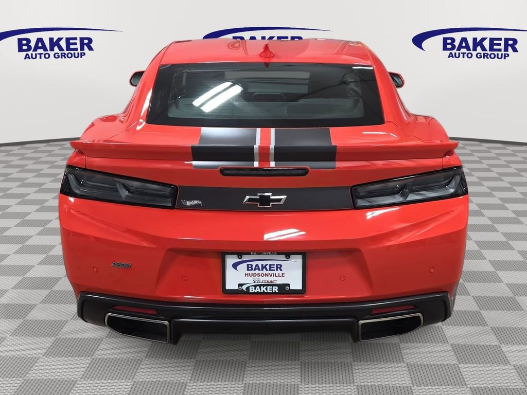 Certified 2018 Chevrolet Camaro SS w/ Hot Wheels Edition RWD image 6