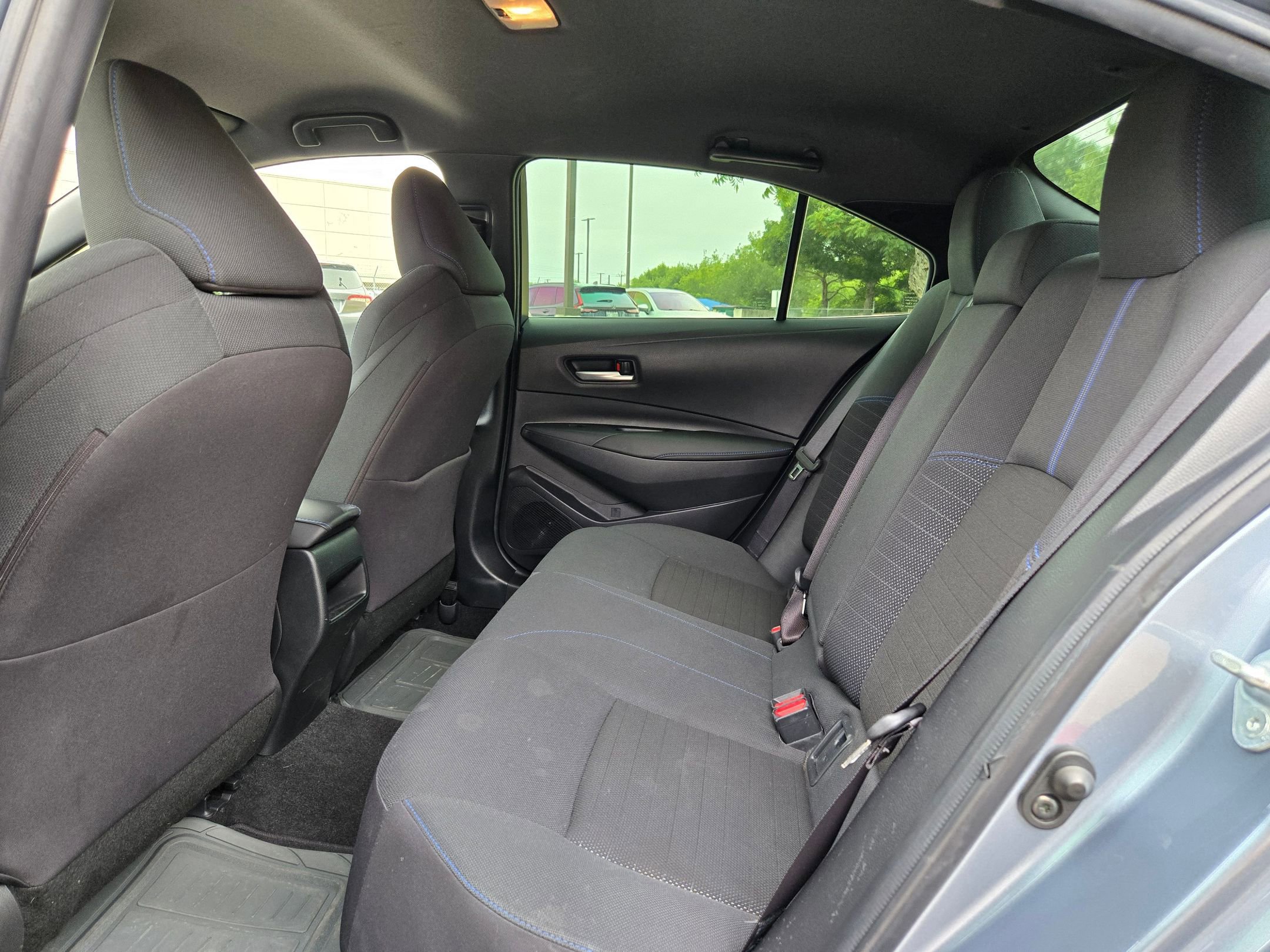 Used 2020 Toyota Corolla SE FWD image 14