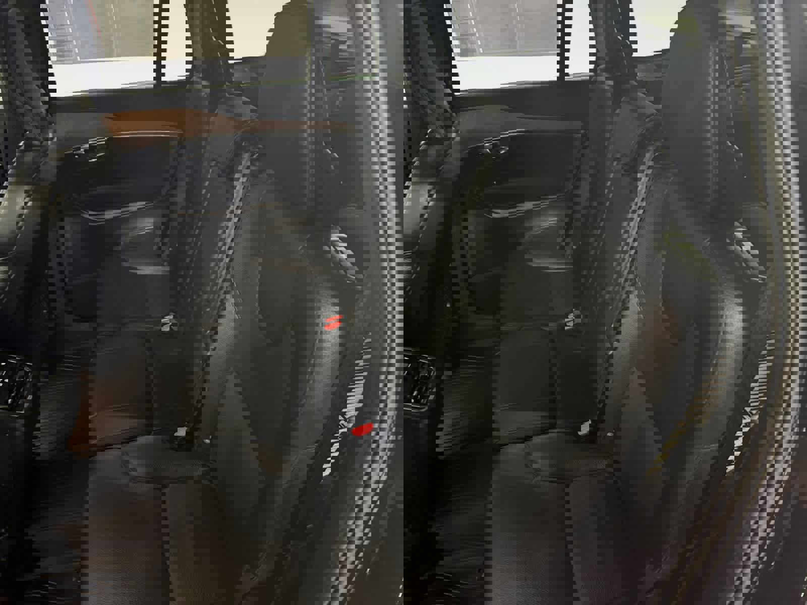 Used 2024 Volvo XC90 B6 Plus w/ Protection Package Premier image 17