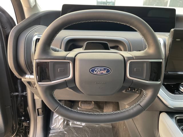 New 2026 Ford Expedition Platinum w/ Platinum Ultimate Package AWD/4WD image 14