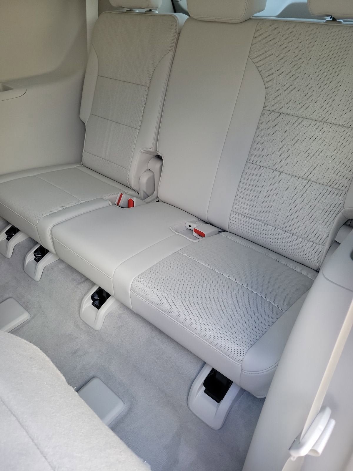 New 2026 Buick Enclave Avenir w/ Super Cruise Package FWD image 11