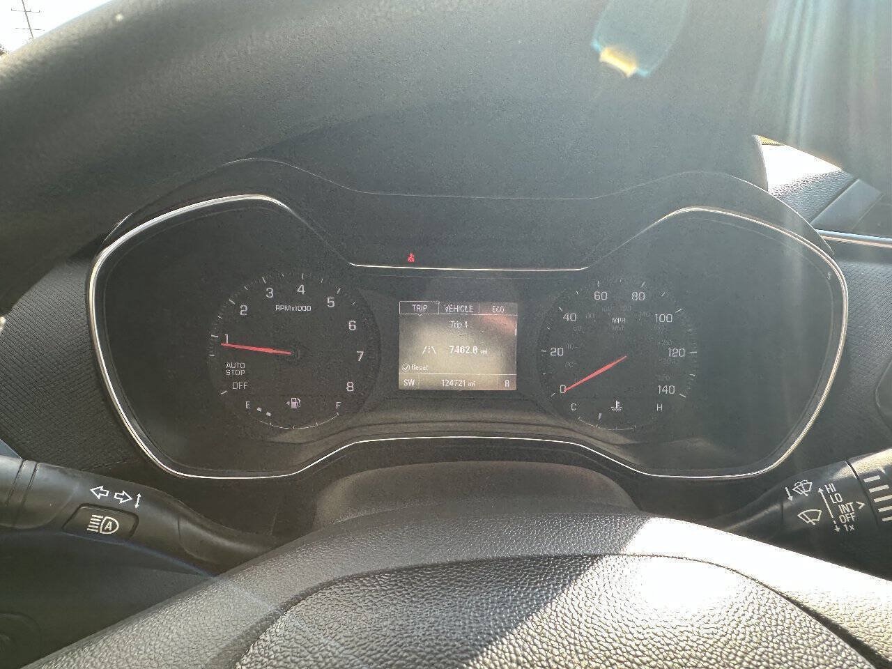 Used 2022 Chevrolet TrailBlazer LT FWD image 14