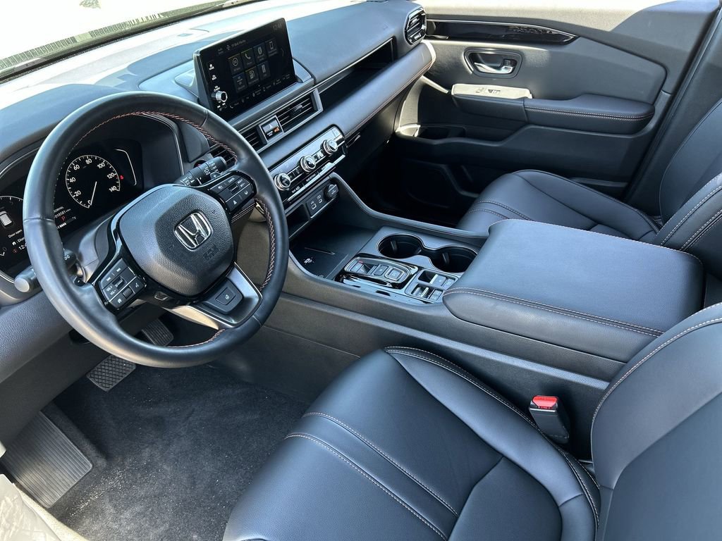 Used 2024 Honda Pilot TrailSport image 10