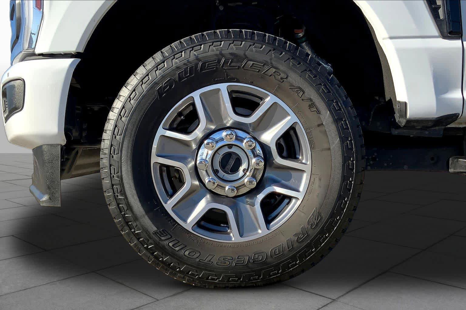 Used 2025 Ford F250 XL w/ STX Appearance Package AWD/4WD image 11