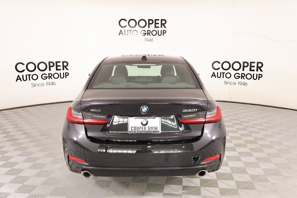 Used 2023 BMW 330i xDrive Sedan w/ Premium Package image 24