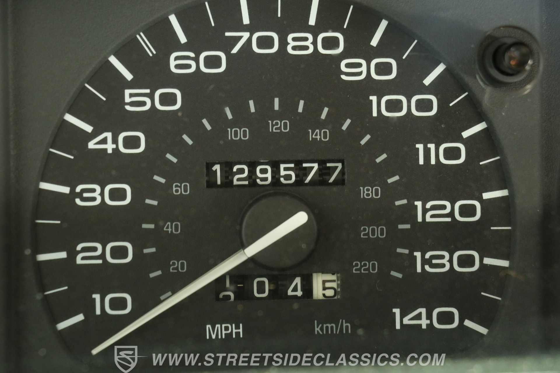 Used 1993 Lincoln Mark VIII RWD image 38