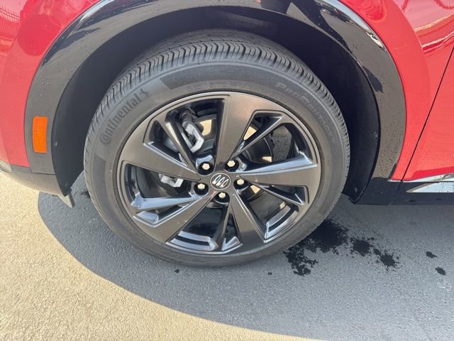 Used 2025 Buick Envision Sport Touring image 25