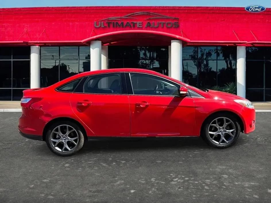 Used 2013 Ford Focus SE FWD image 5