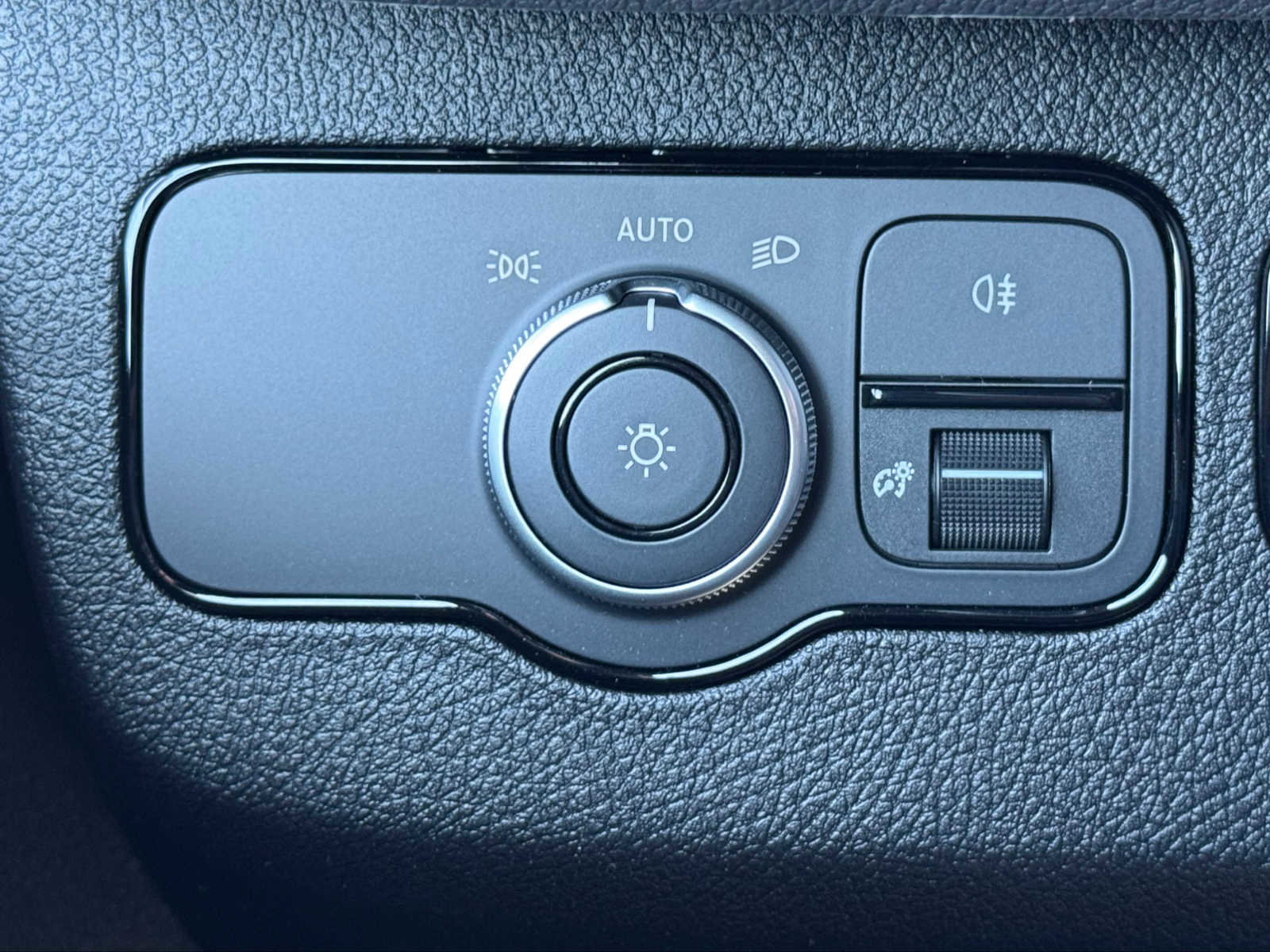 New 2025 Mercedes-Benz Sprinter 2500 image 18