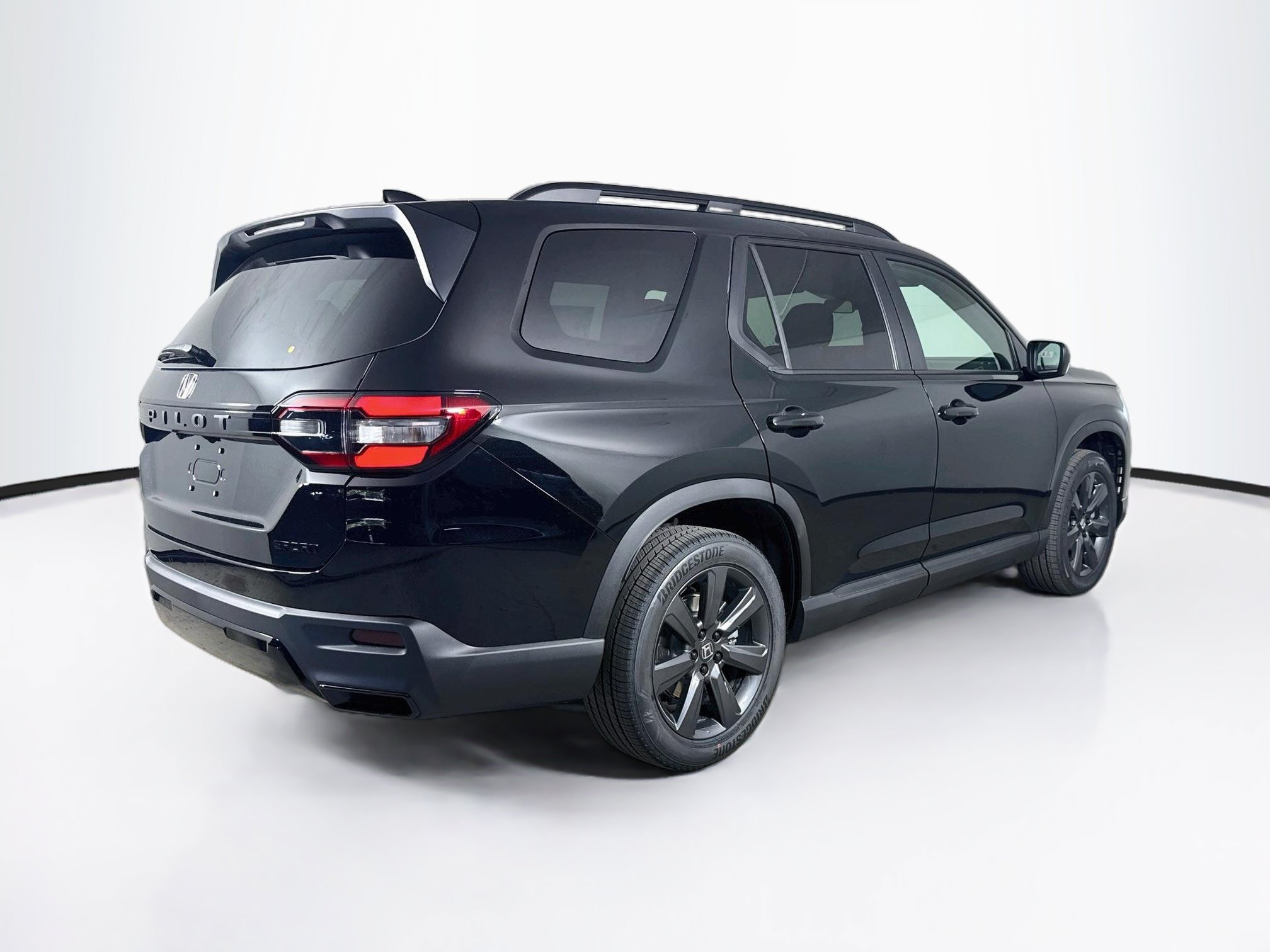 New 2026 Honda Pilot Sport image 32