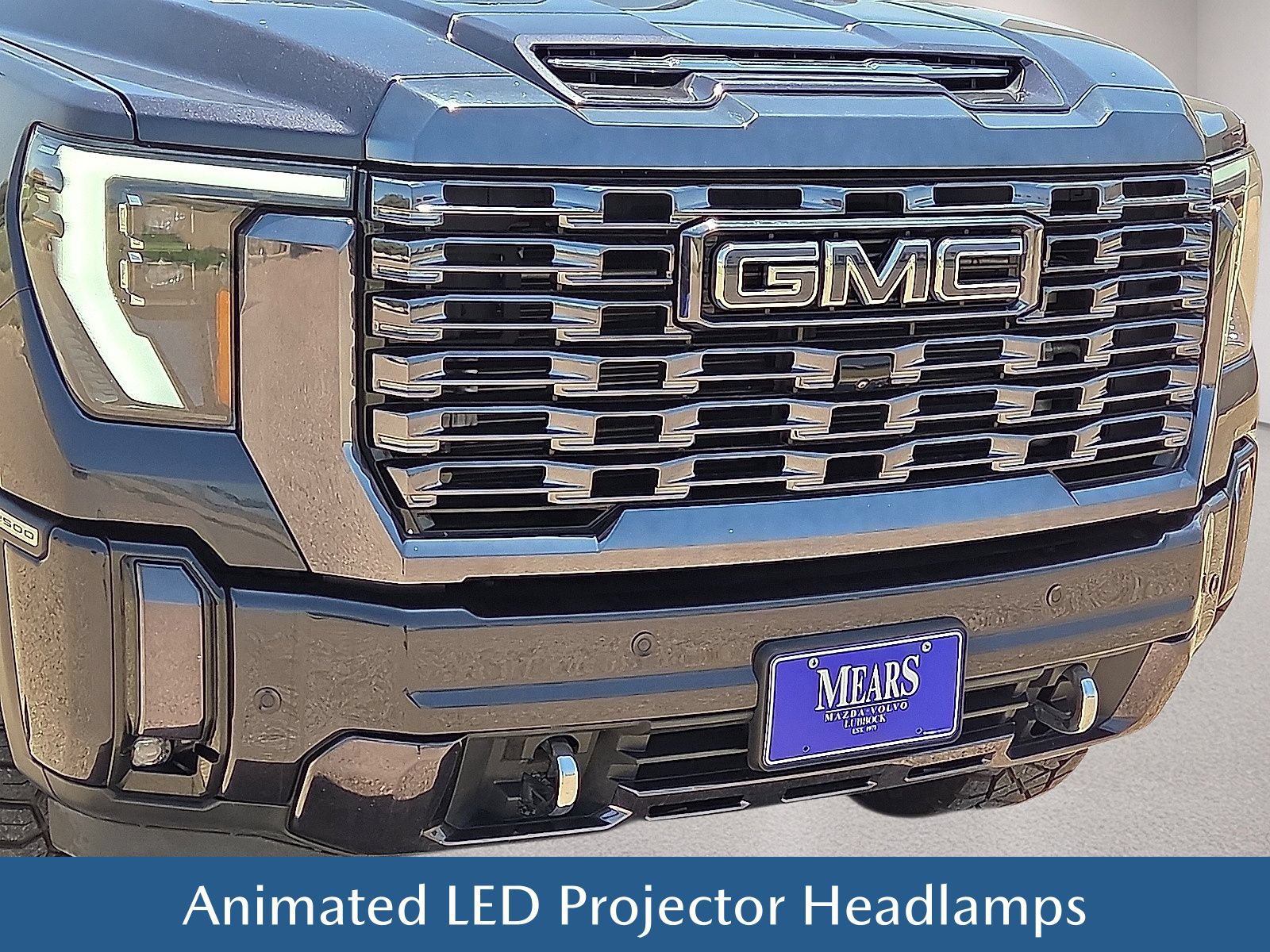 Used 2024 GMC Sierra 2500 Denali Ultimate AWD/4WD image 9