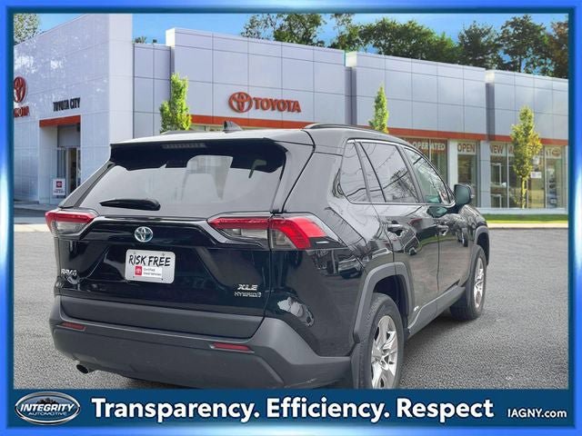 Certified 2023 Toyota RAV4 XLE w/ Convenience Package AWD/4WD image 6