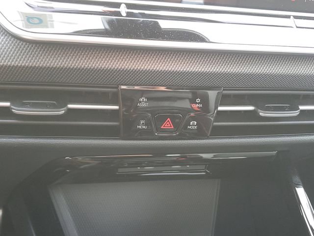 New 2026 Volkswagen GTI SE image 27