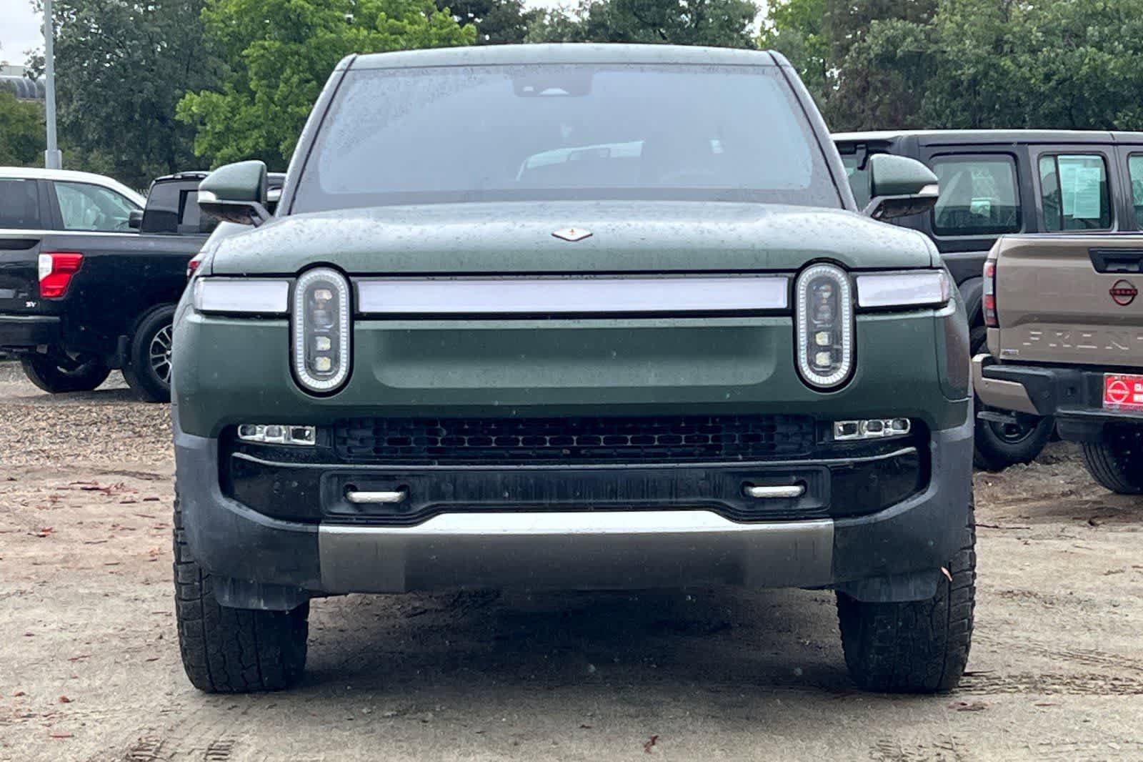 Used 2022 Rivian R1T Adventure image 11