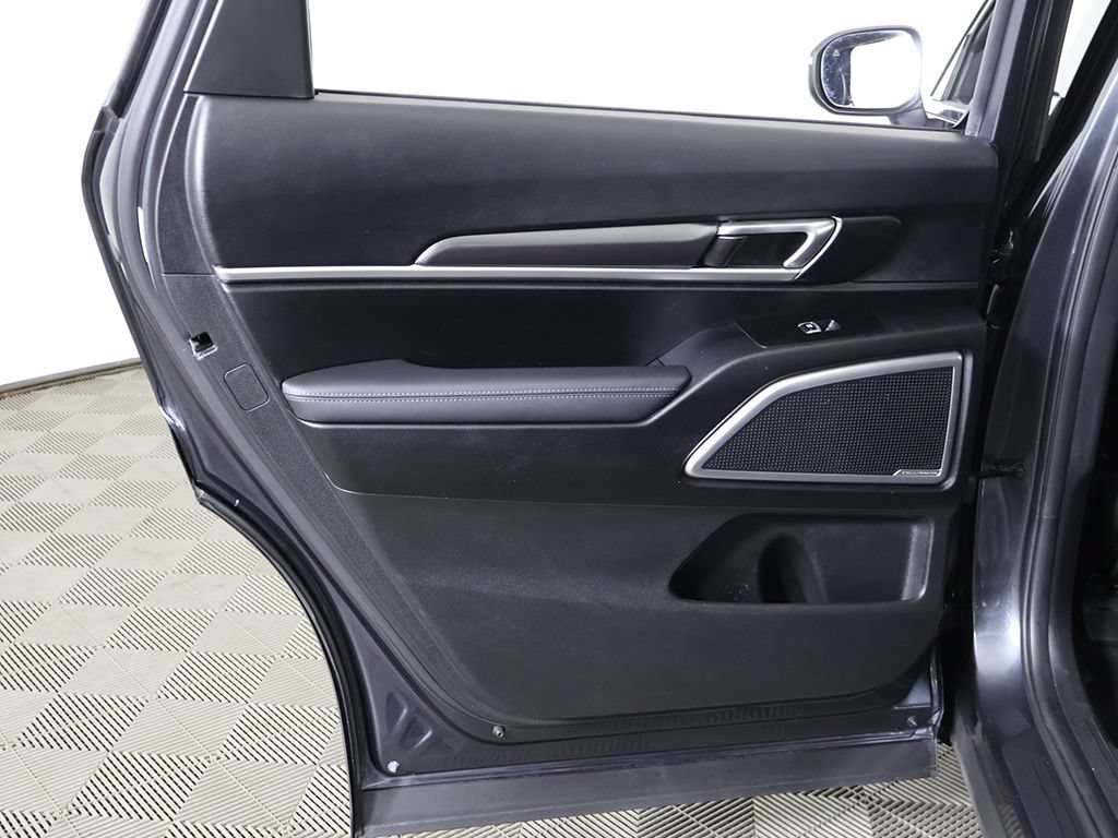 Used 2024 Kia Telluride S w/ S Sunroof Package AWD/4WD image 27