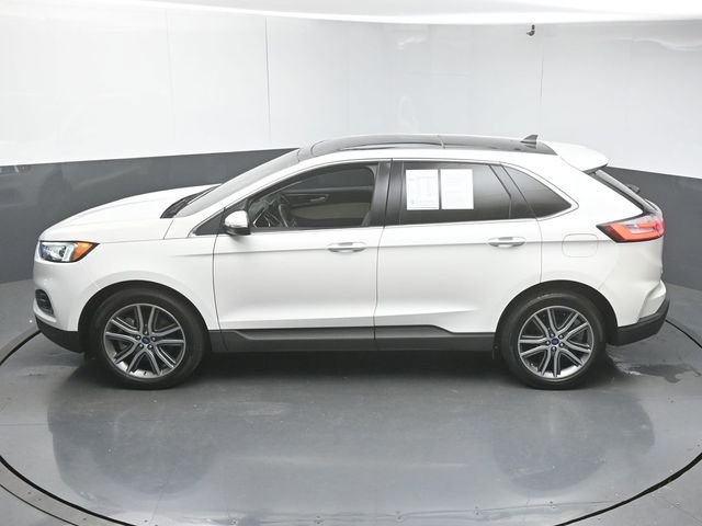 Used 2021 Ford Edge Titanium image 45