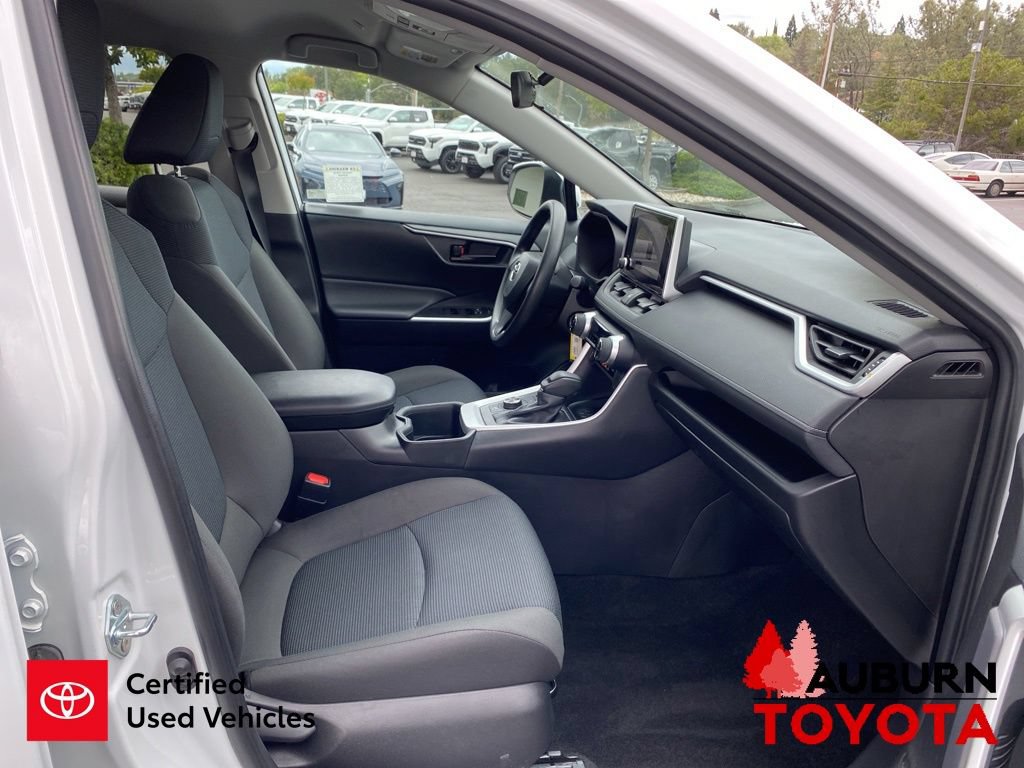 Certified 2024 Toyota RAV4 LE AWD/4WD image 11