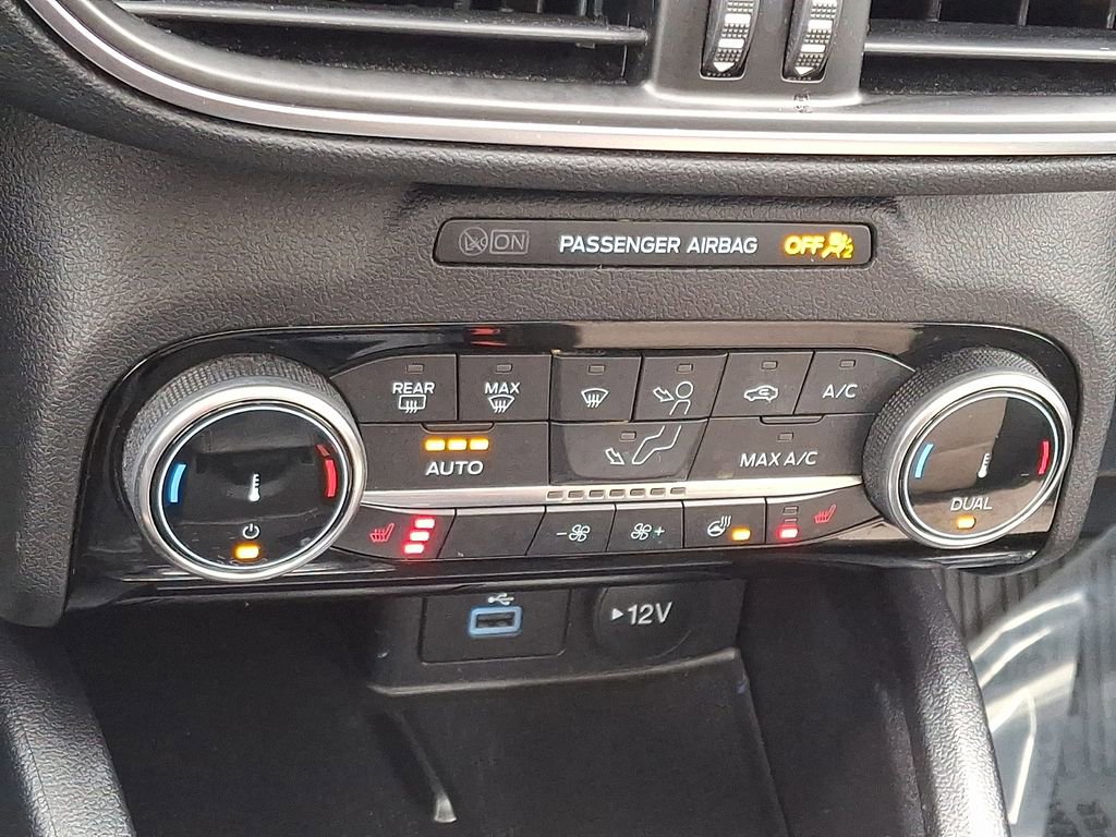 Used 2022 Ford Escape Titanium w/ Titanium Elite Package image 17