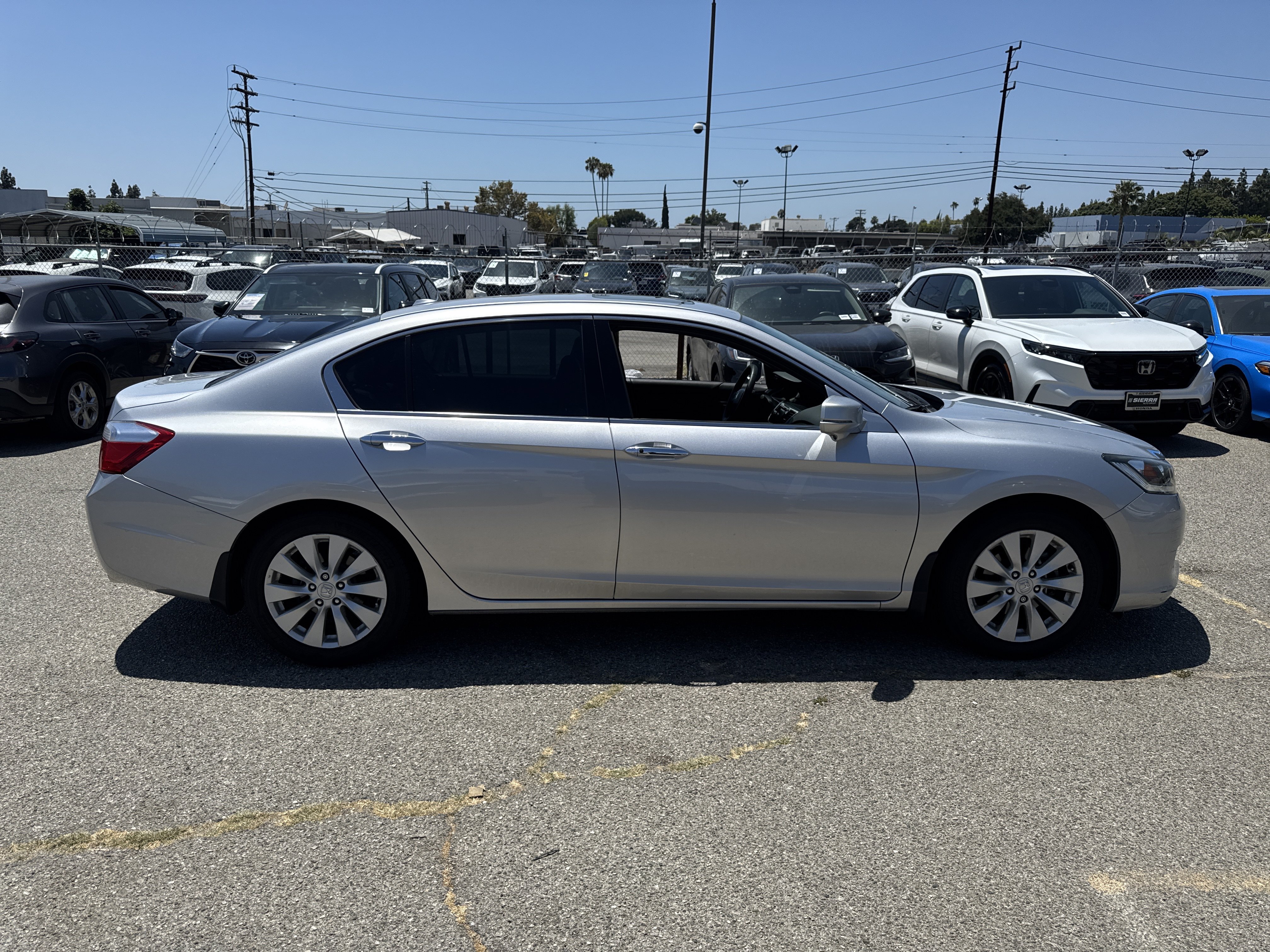 Used 2015 Honda Accord EX-L image 3