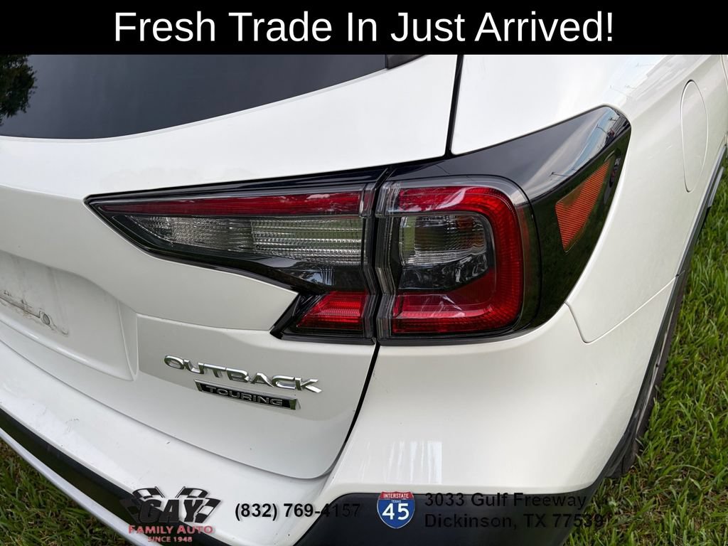Used 2022 Subaru Outback Touring AWD/4WD image 10