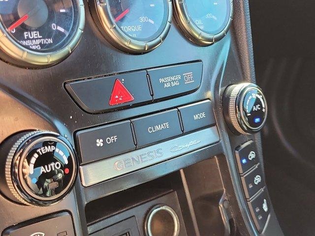 Used 2013 Hyundai Genesis 3.8 image 30