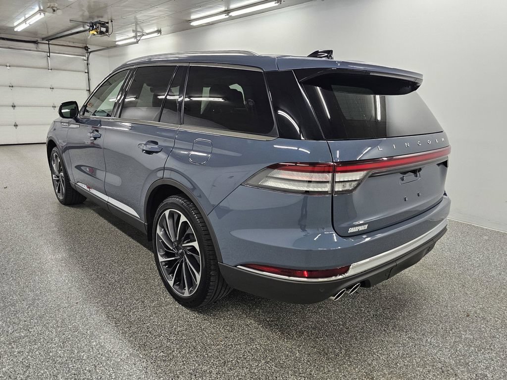 Used 2026 Lincoln Aviator Reserve AWD/4WD image 6