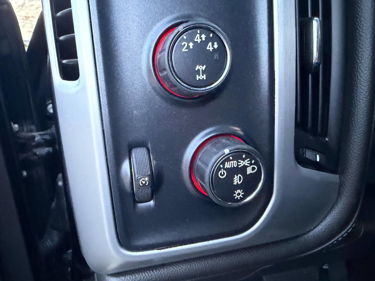 Used 2015 GMC Sierra 3500 SLE image 33