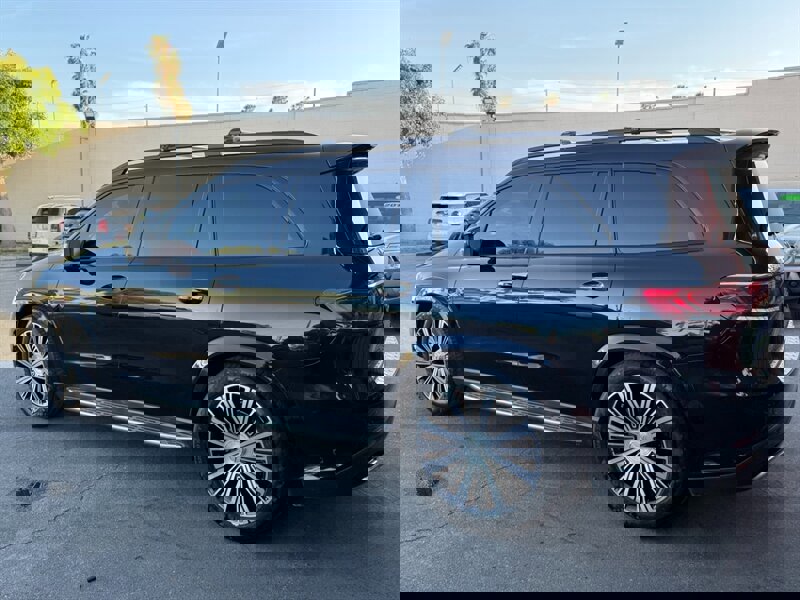 Used 2021 Mercedes-Benz GLS 580 4MATIC image 9