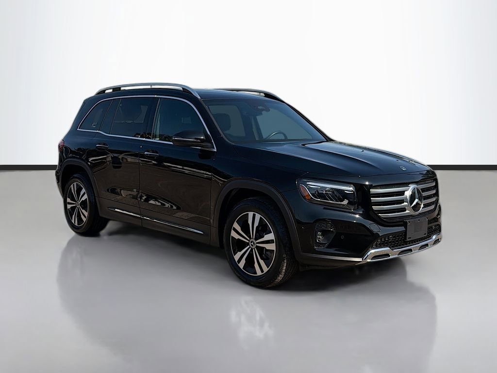 Used 2024 Mercedes-Benz GLB 250 image 1