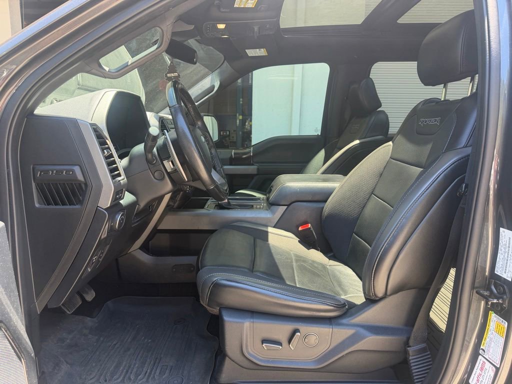 Used 2019 Ford F150 Raptor w/ Equipment Group 802A Luxury AWD/4WD image 8