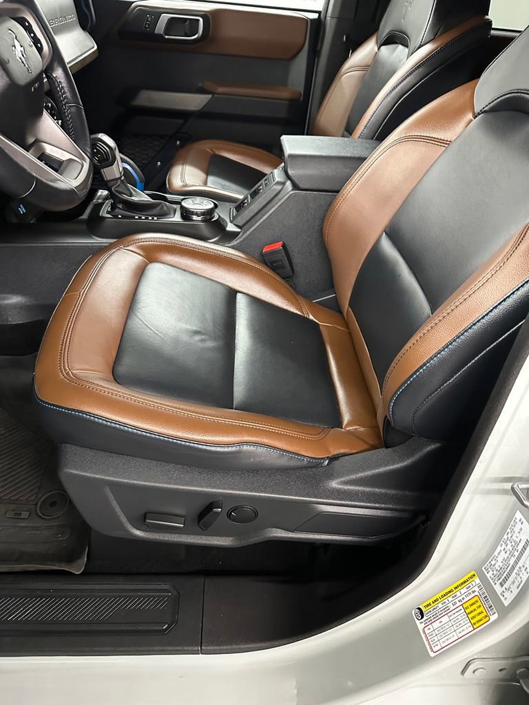 Used 2023 Ford Bronco Outer Banks image 14