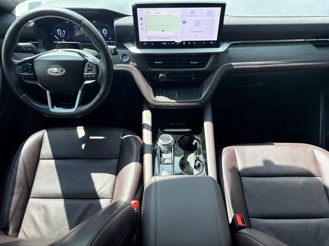 Used 2025 Ford Explorer Platinum RWD image 11