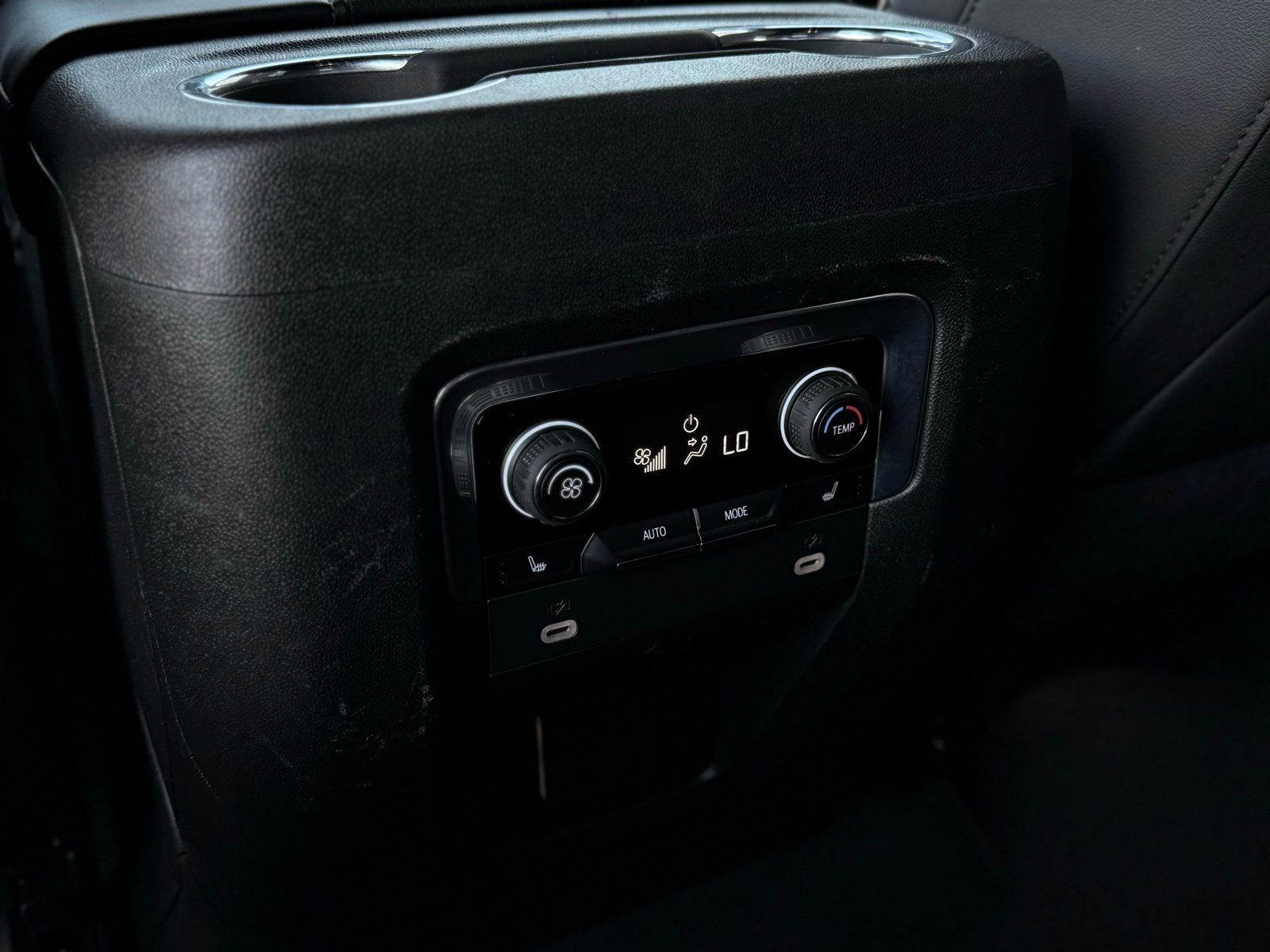 Used 2023 Chevrolet Tahoe Premier image 41