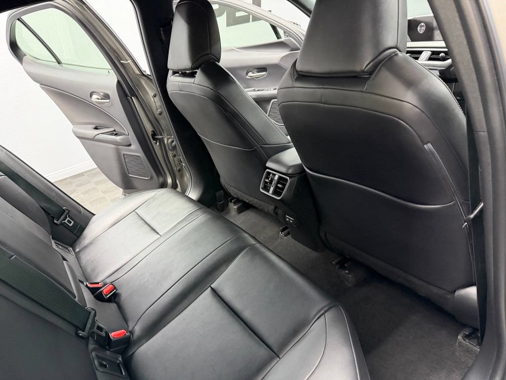 Used 2021 Lexus UX 200 w/ Accessory Package (Z1) FWD image 45