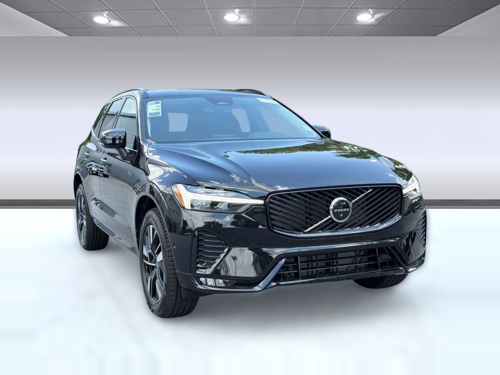 New 2026 Volvo XC60 B5 Plus w/ Climate Package AWD/4WD image 7